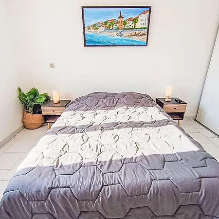 Port D'attache-12 By Interhome Apartmán