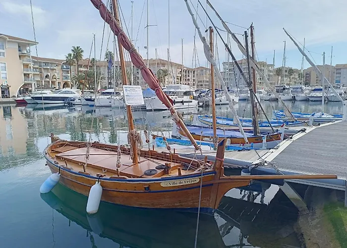 Appartement Port D'attache-12 By Interhome Fréjus